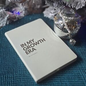 White 'In My Growth Era' Journal Set